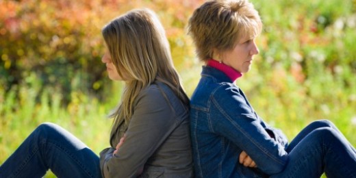Comment trouver le juste équilibre pour être proche de sa fille tout en la laissant devenir adulte, indépendante dans ses désirs et ses choix de future femme&nbsp;?