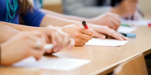 Des conseils pratiques pour aider votre ado en période d'examen