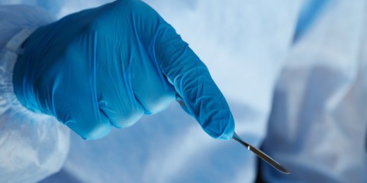 En Belgique, l’Inami estime que plus de 25 000 petits garçons sont circoncis à l’hôpital chaque année