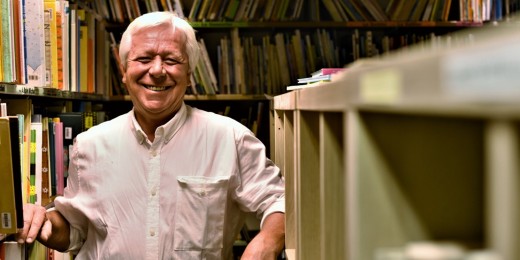 Pierre Marion, bénévole pour les cours de Français Langue Étrangère à la Ligue des familles