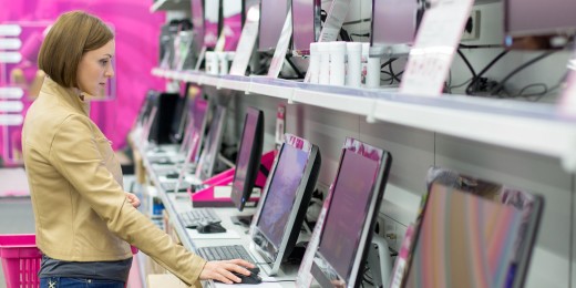 La Fédération Wallonie-Bruxelles s’apprête à équiper les élèves d’ordinateurs… et à envoyer la facture aux parents !