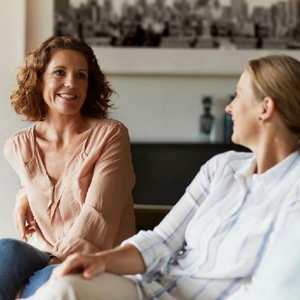 Un moment convivial entre parents et des professionnels organisé par la Ligue des familles 