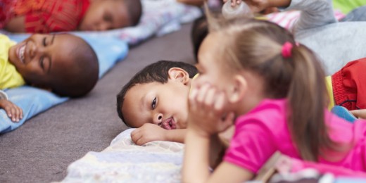 Les bienfaits d'un sommeil réparateur pour l'enfant âgé de 2 ans et demi-3 ans