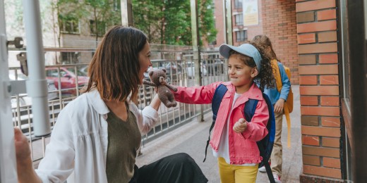 Le doudou est-il compatible avec l'école ?