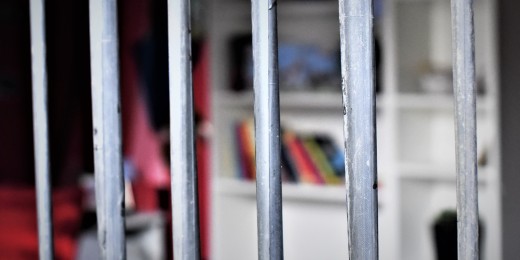 Subissant stéréotypes et contraintes de la prison, les proches de détenu·es doivent organiser leur quotidien autour de la personne incarcérée