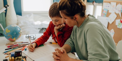 De nombreuses familles monoparentales passent dès lors sous les radars et ne bénéficient pas des aides publiques dont elles ont pourtant grand besoin