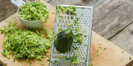 La courgette comme base d'une pâte à pizza