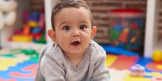 Le nombre de places en crèche diminue !