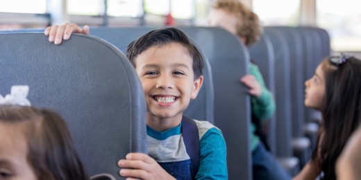 56 000 enfants ne partent pas en voyage scolaire en raison du coût : ne les abandonnons pas