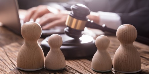 Arriéré judiciaire au Tribunal de la Famille et de la Cour d’appel : l’État belge condamné en justice