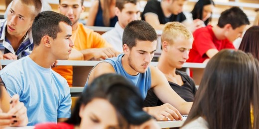 Décret paysage : entendre la détresse des jeunes et de leurs familles
