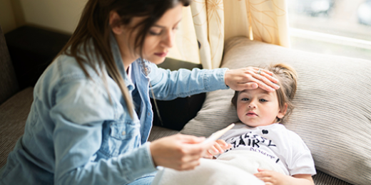 Les bons gestes à avoir quand son enfant à de la fièvre