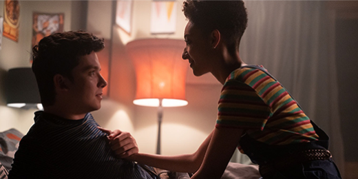 Des séries et des films pour aborder la sexualité des ados