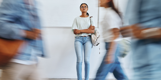 Plusieurs études récentes alertent sur le fait que nos grands enfants sont la tranche d’âge qui souffre le plus de la solitude