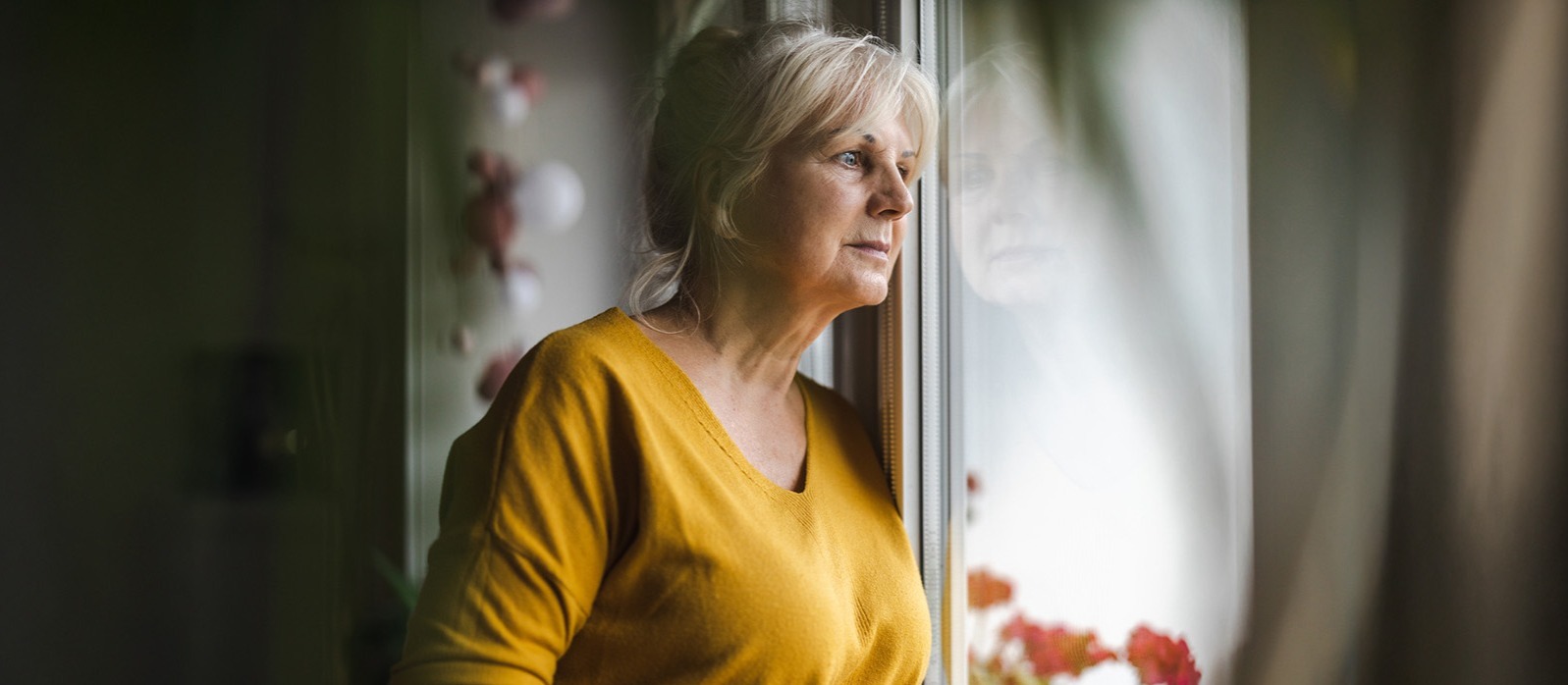 Veuve inquiète des conditions d'accès à la pension de survie dès 2026, soutenue et informée par la Ligue des familles