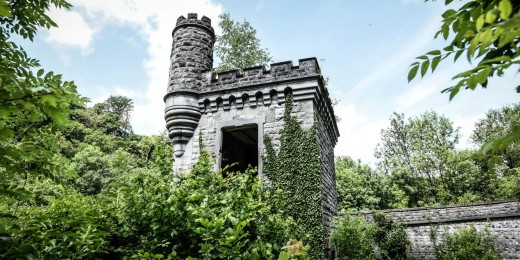 La halte royale à Houyet