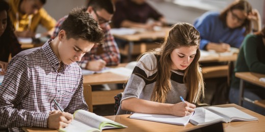 Des programmes de cours revus à la va-vite pour les élèves qui arrivent en secondaire l'an prochain