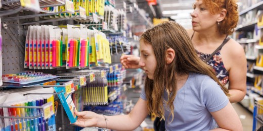 L’école plus coûteuse encore...  et les enfants en paient le prix