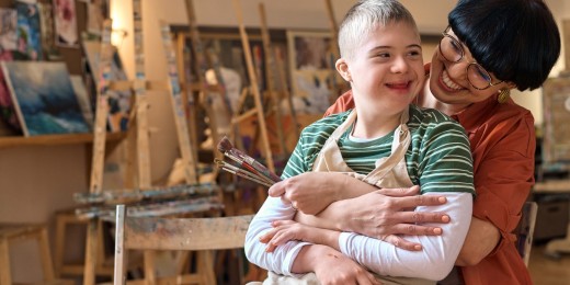 Aidants proches : les lignes bougent mais il ne faut laisser aucun aidant-proche au bord du chemin