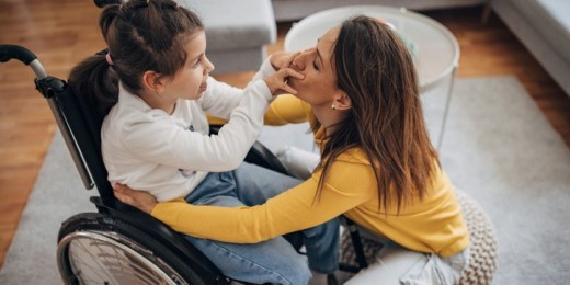 Les aidants proches qui sont parents solo restent dans une inquiétude inacceptable